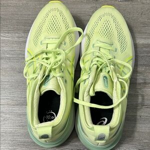 ASICS Kayano 31 Women’s size 9.5